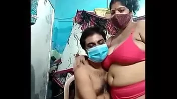 Reproduzir Desi pari sogra salvou o divórcio de sua filha com áudio hindi. parte 1