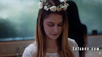 চালান তার বিয়ের রাতে কনে লেসবিয়ান বাঁক