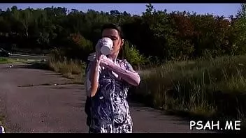 Play Startling bimbo who likes her fake penis