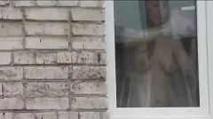 播放 在公共场合监视裸体摩洛伊斯兰解放阵线与华丽的乳房和屁股