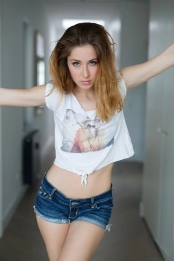 পর্নস্টার Diana Lark