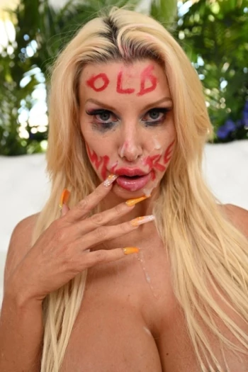 ポルノスター Brittany Andrews