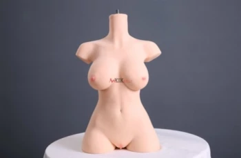 Pornostar Kairi