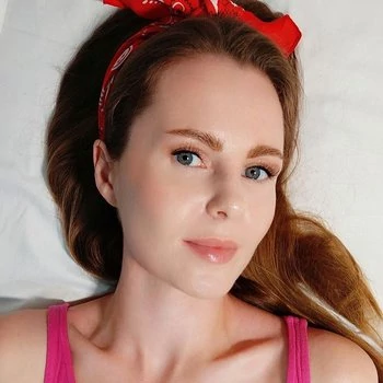 Порнозвезда Elena Ross